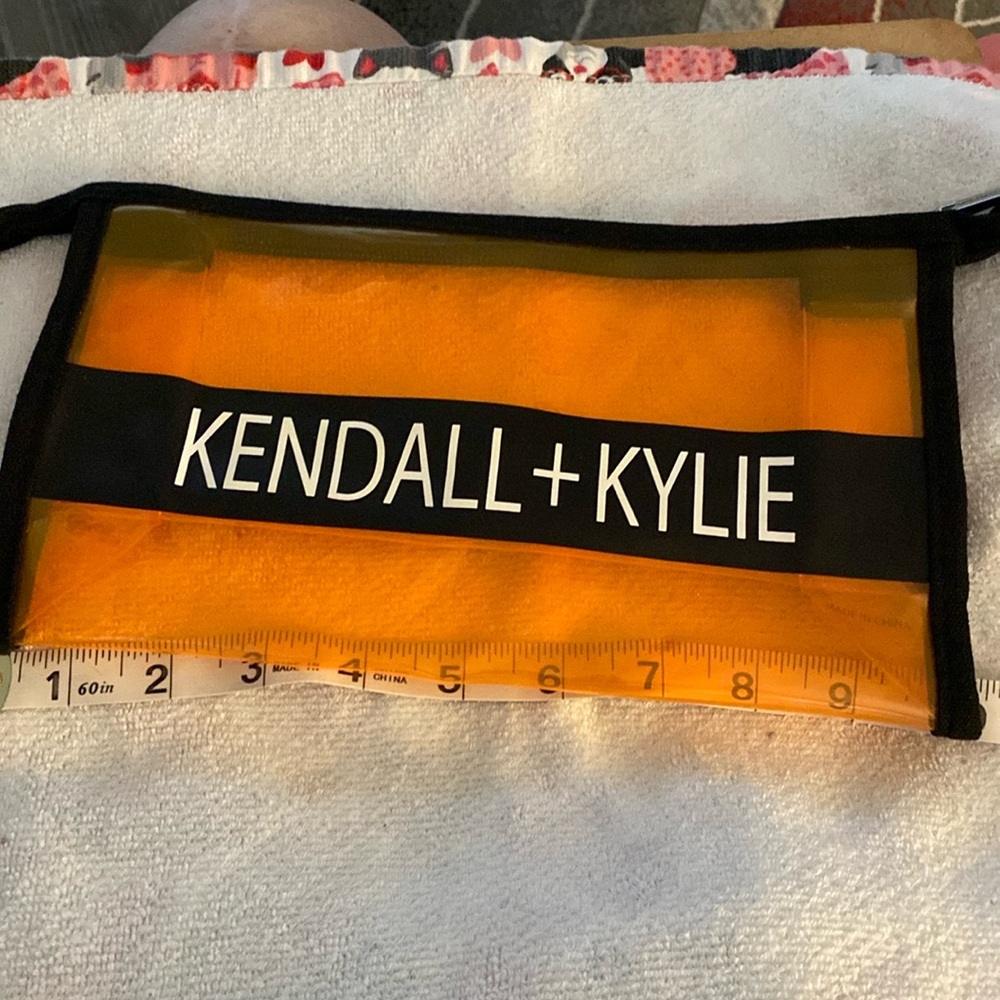 NWOT K&K make up bag